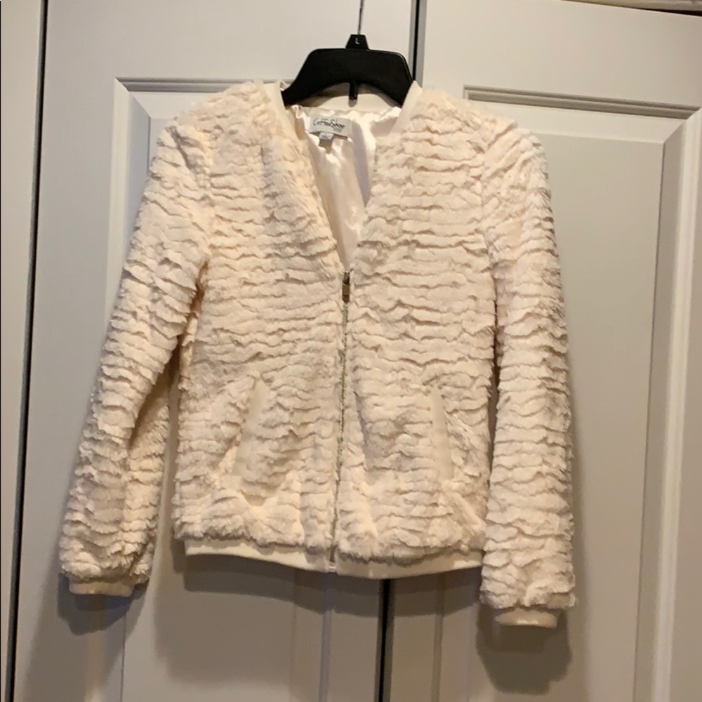 Cozy kids jacket! Excellent condition !